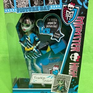 Vintage Mattel Monster High Picture Day Frankie Stein Fashion Doll 2012 …